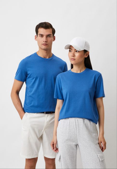 Футболка UNIQLO размер 48