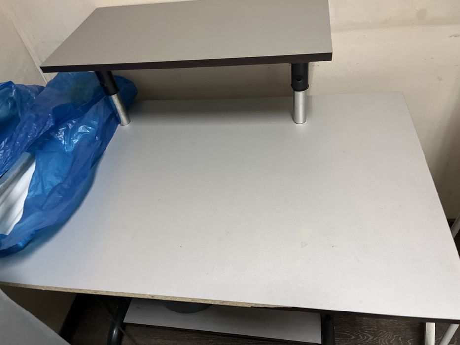 Столы деревянные