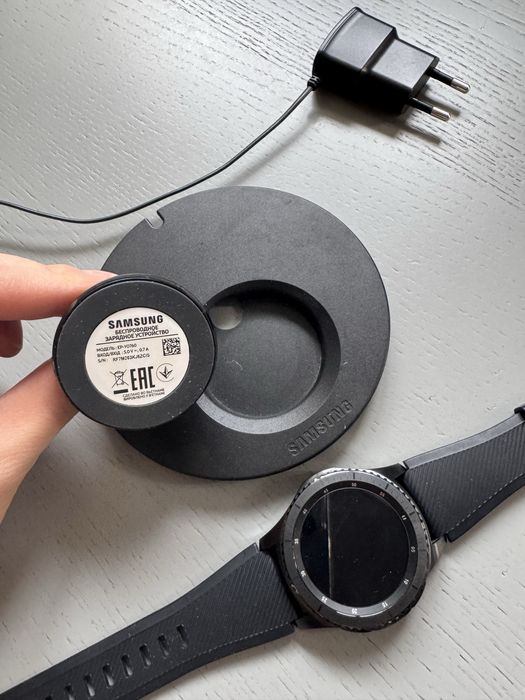 Наручные часы Samsung