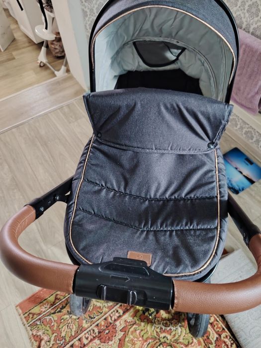 Коляска в хорошем состоянии