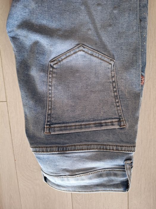 Дамски дънки с камъчета