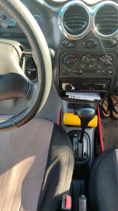 Продаю машину срочно