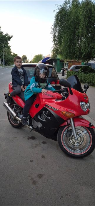 Suzuki GSX F 600 KATANA