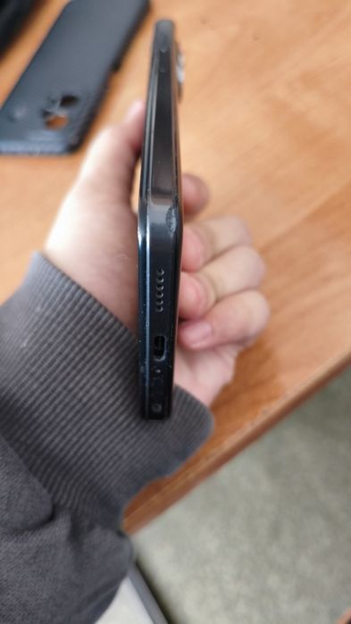 Poco x4 gt в черном цвете