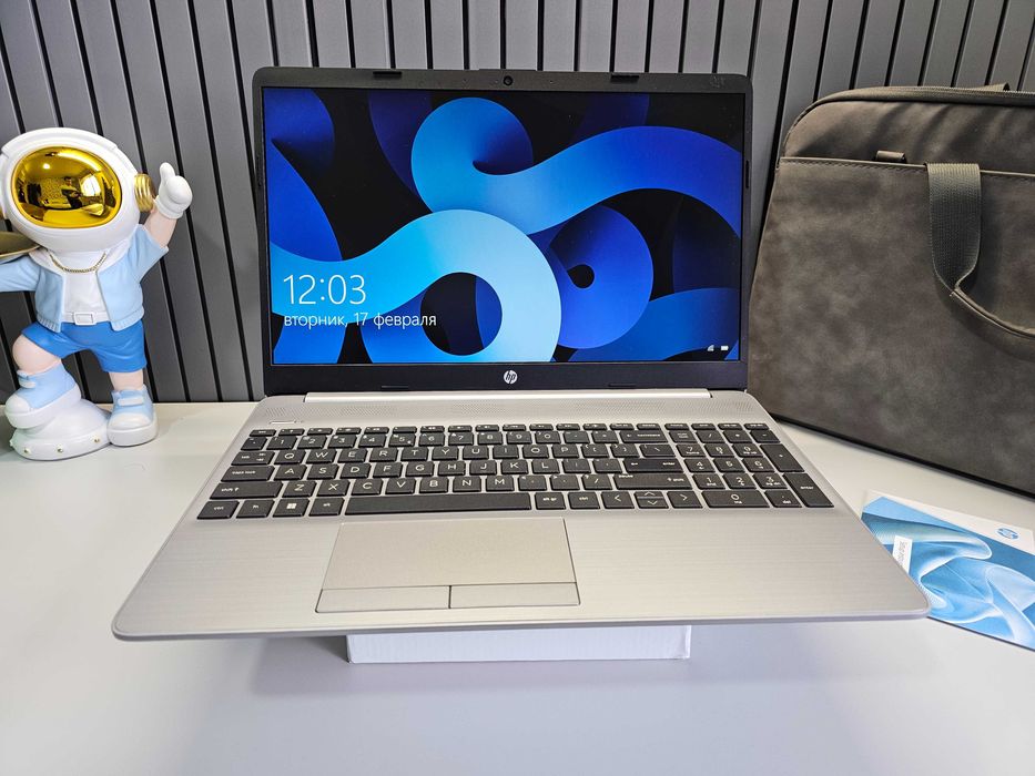 ПРОДАМ HP 250G9 Офисный Ноутбук Dual-N4500/8GBDDR4/256SSD/15.6"FullHD.