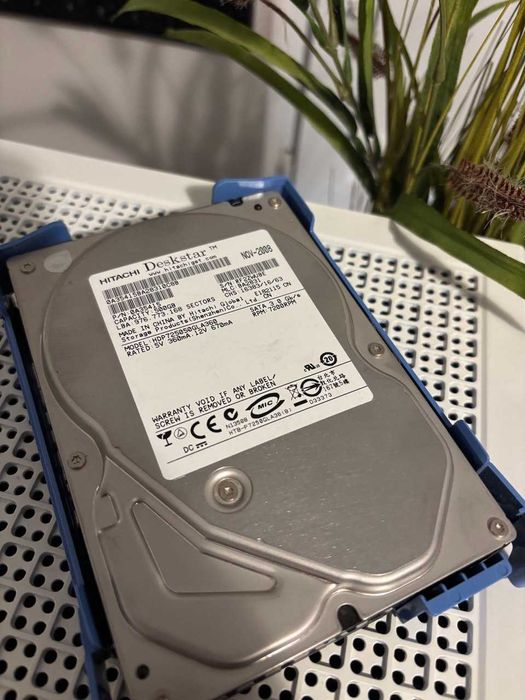 Офис компютър intel i5, R5 200, 4 Ram, 256 SSD, 500 HDD, 265W GOLD