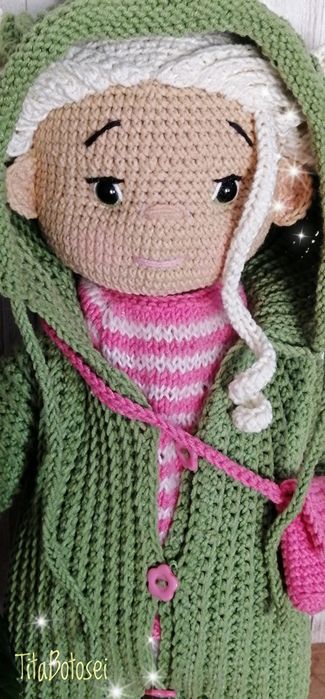 Păpușă croșetata, jucărie handmade, cadou Paște, Crăciun,.