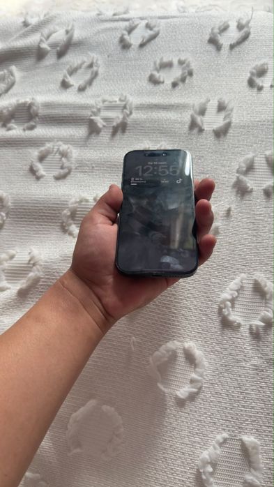 Iphone 16 pro black