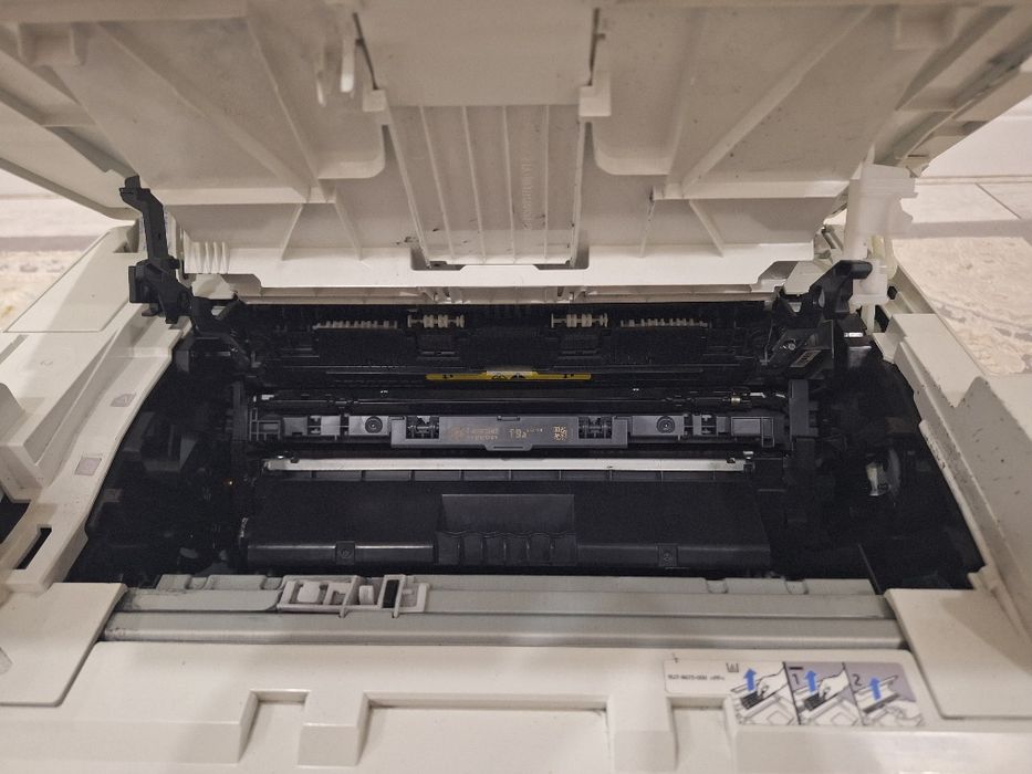 Продам принтер черно-белый