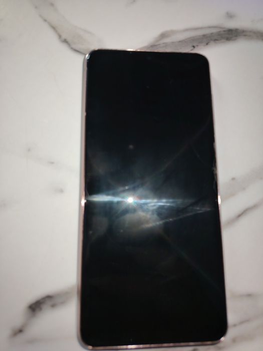 Samsung S21 în stare bună de funcționare