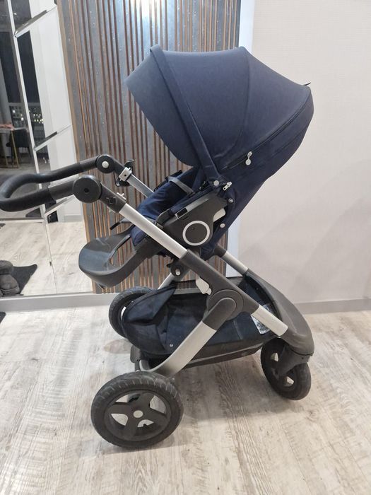 Продам каляску 2 в 1 STOKKE