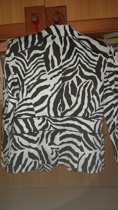 Пролетно- есенно дамско сако