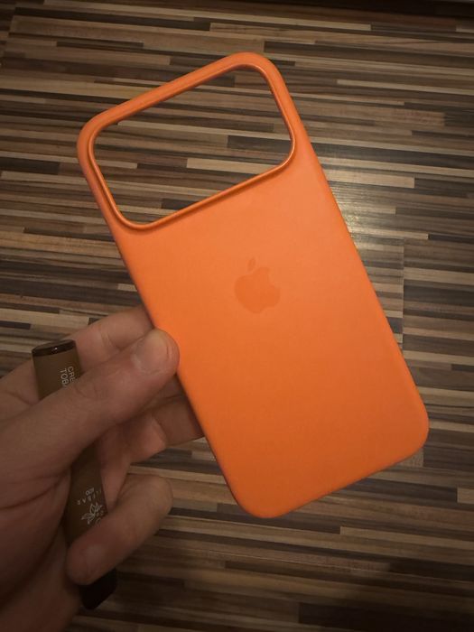 Vand husa originala 17 pro max