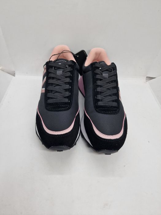 Sneakers Armani Exchange XDX109 nr. 36,37