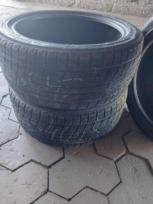 Продам  зимнию резину