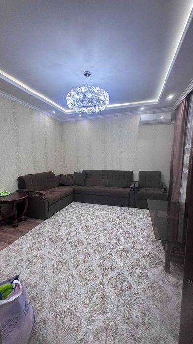 Участок в самом центре4.5 соток фасад15 Первая линия. Саракулька.