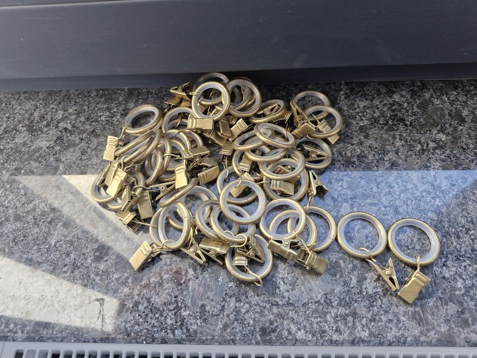 Inel si carlig pentru perdele si draperii