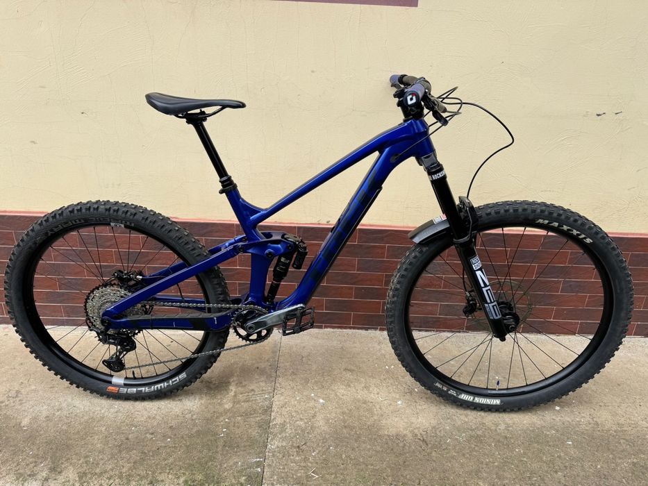 Bicicleta Trek Slash 8 enduro