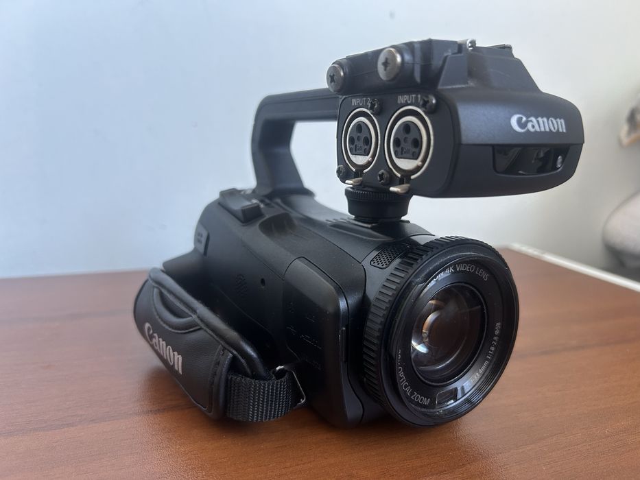 Видеокамера Canon  XA60