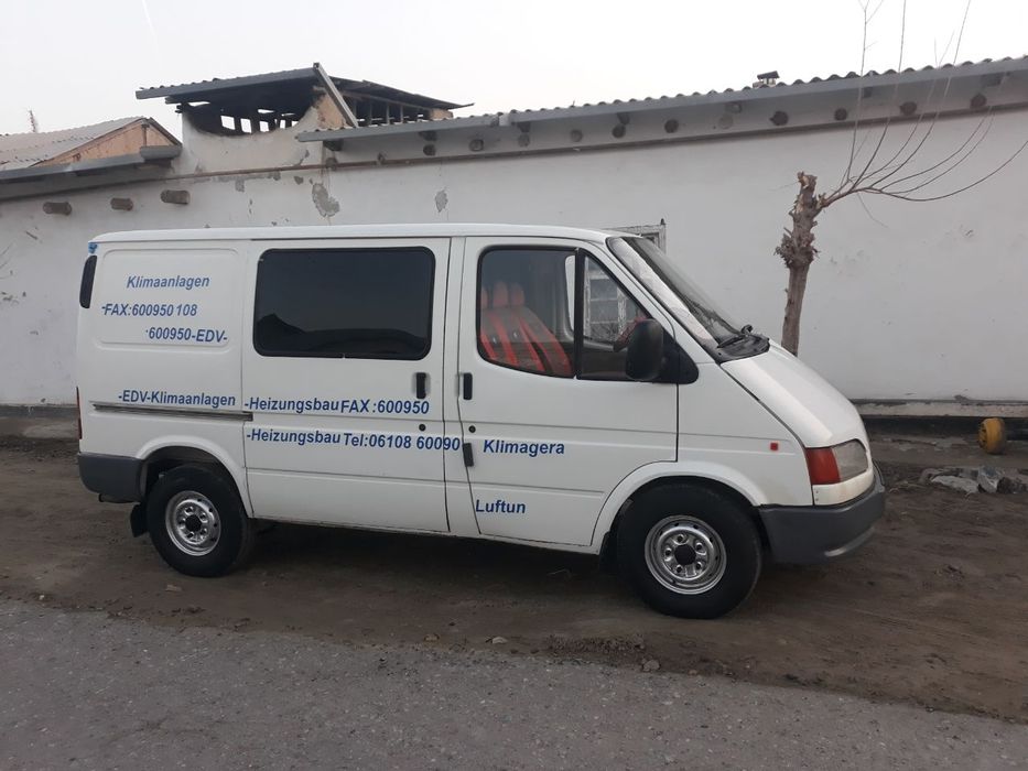 Ford sotiladi  ideal holatda