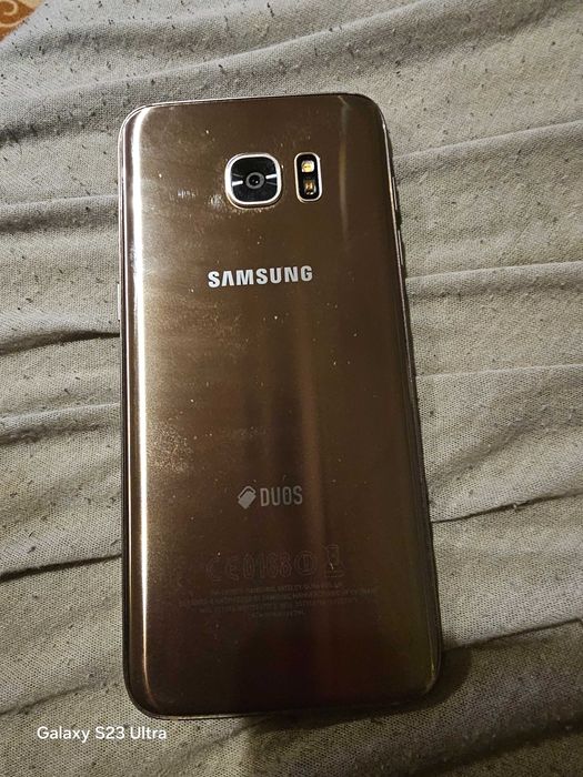 Samsung galaxy s7 edge gold