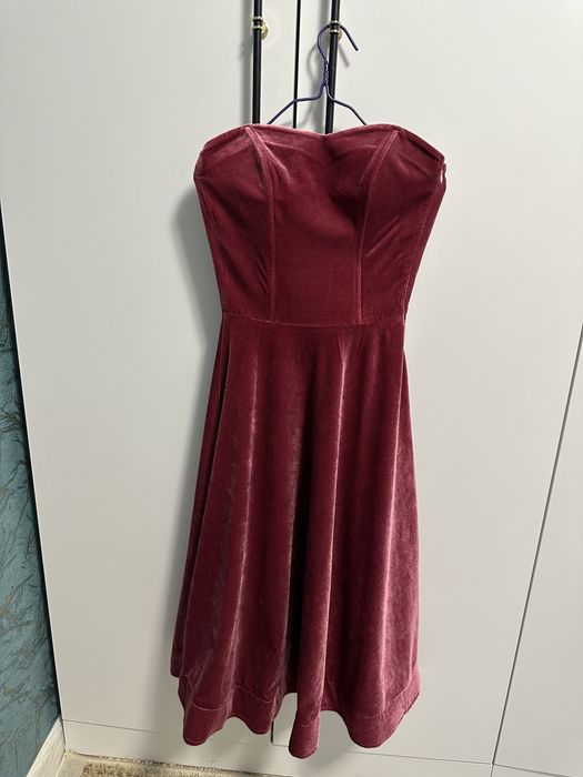 Алия Туманнан корсет койлек, кружева кофтасымен