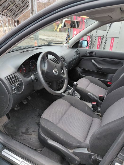 Volkswagen Golf 4 1.4