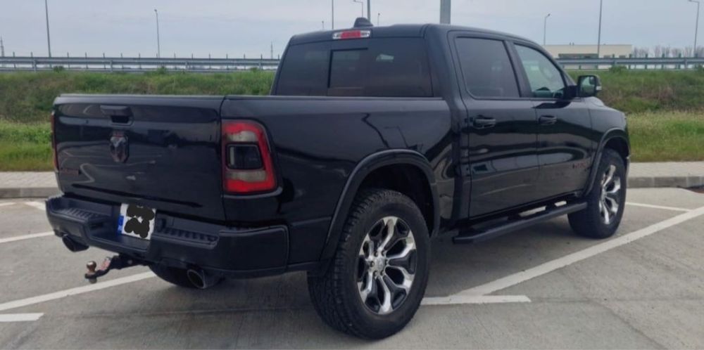 Dodge RAM Autoutilitară 1500 Laramie V8 HEMI 4x4