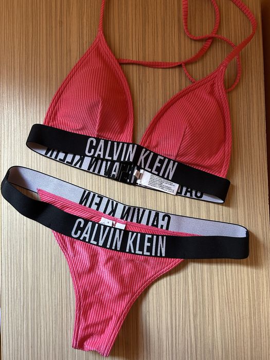 Няколко модела дамски бански