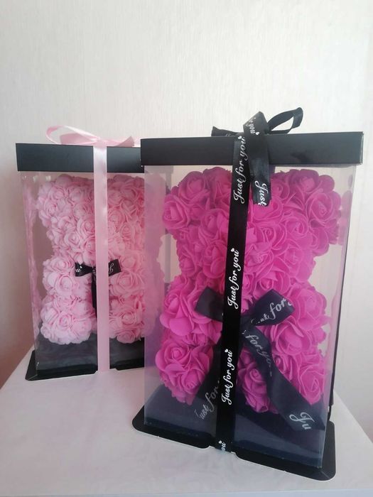 Мечета изработени от вечни рози