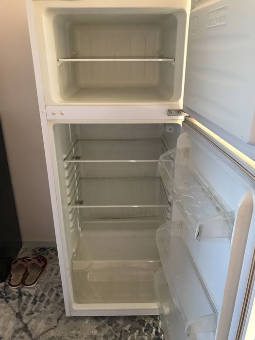 Muzlatkich sotiladi!