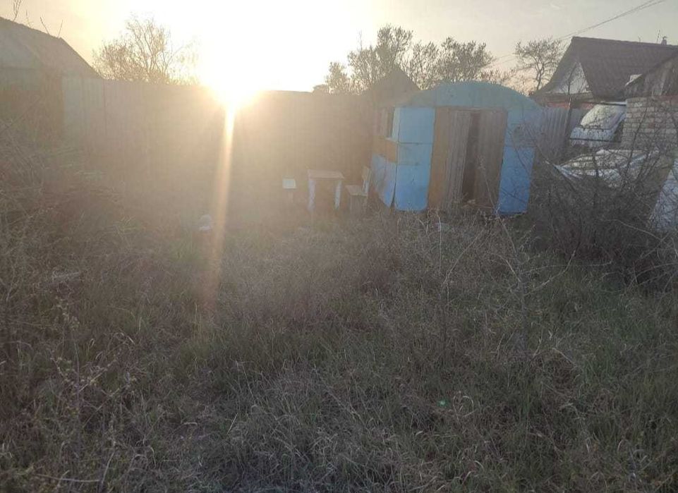 Продам дачу за теплицами