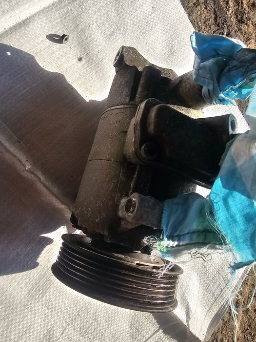 Compresor AC 1.6 TDI Audi / Volkswagen / Skoda / Seat cod 5N0820803A