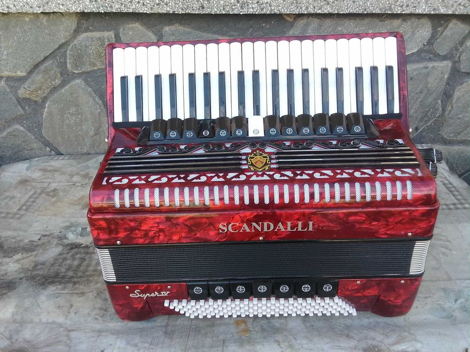 Акордеон скандали 120 баса