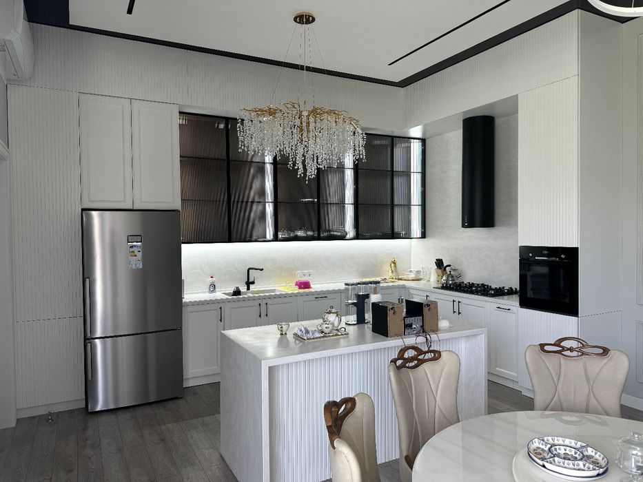 Кухонные гарнитуры под заказ.