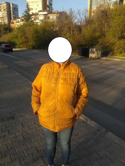 Две дамски якета за 30 лв.