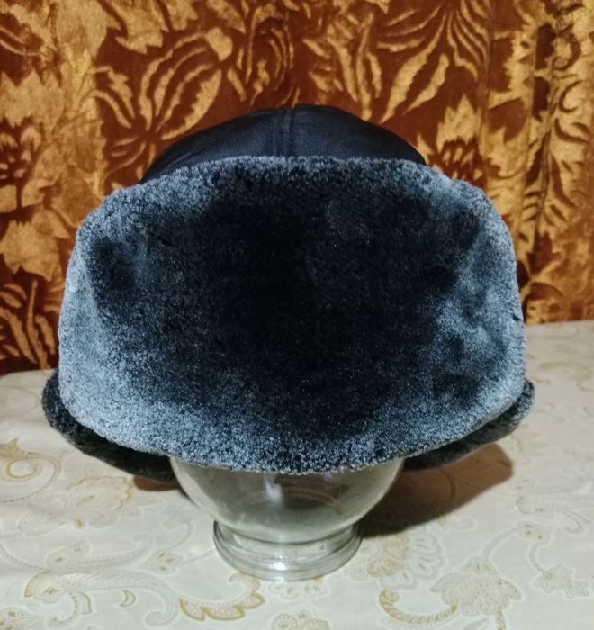 Продам зимнюю шапку