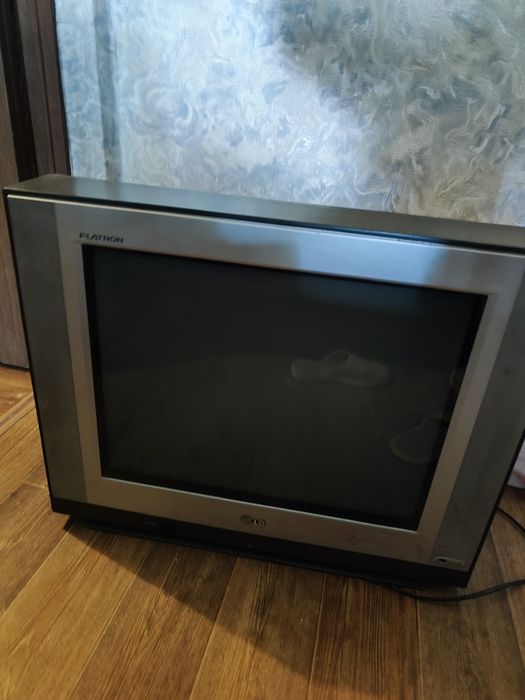 Отдам телевизор LG Flatron рабочий