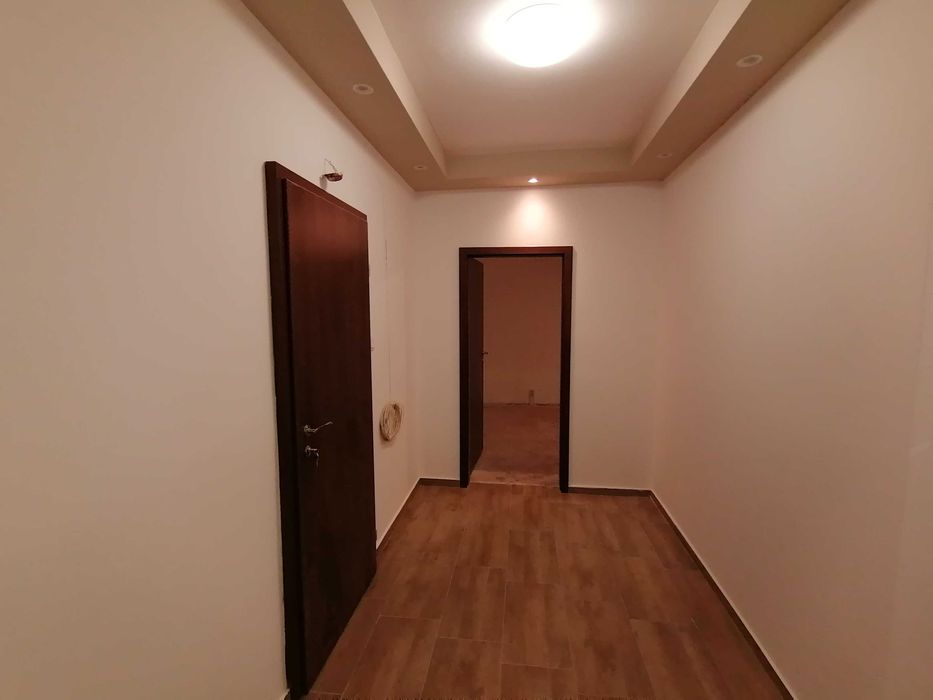 Продава се Двустаен апартамент в София, Зона Б-5-3 - 65 кв.м за 2247 €/кв.м - Снимка #11