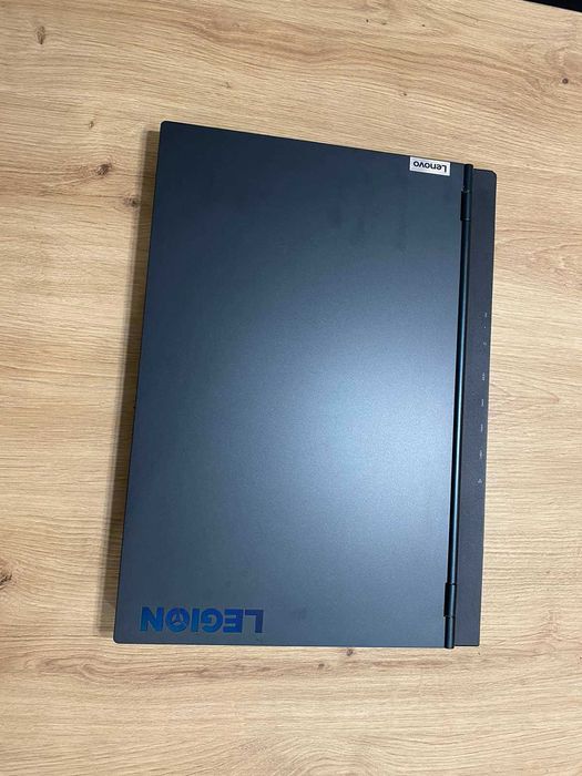 Лаптоп Lenovo Legion 5 15IMH05