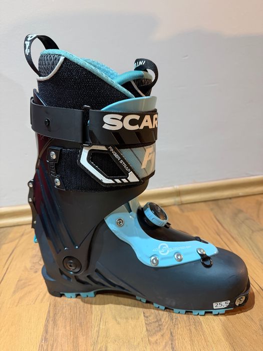 Clapari de tura dama Scarpa F1 marime 25,5