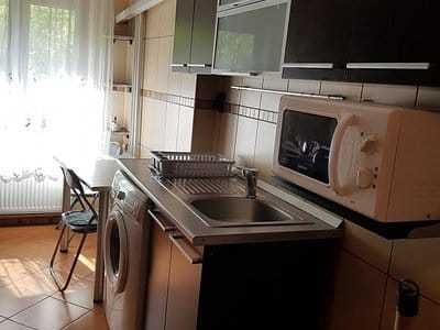 Inchiriez apartament 2 cam dec. metrou Brancoveanu
