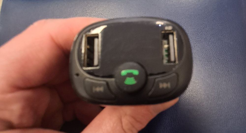 FM Трансмитер с MP3 Baseus