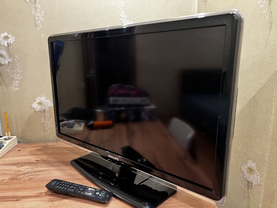 Продам телевизор Philips