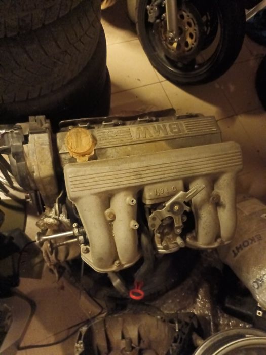 BMW 318 M40  двигател