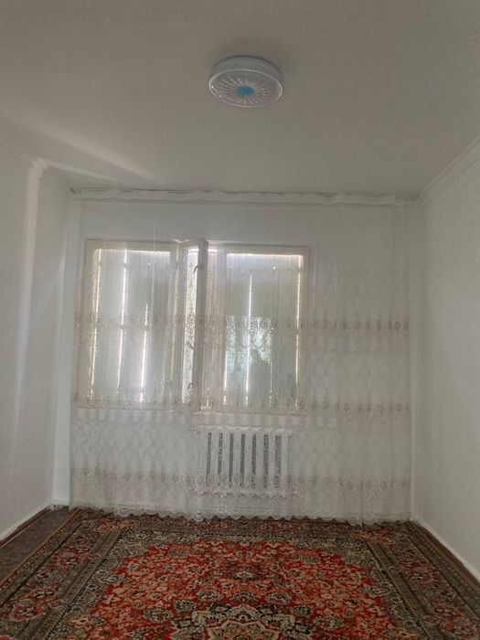 Arenda katej Uch tepa Taqachi 2,5 sotiglik 2 etaj uy