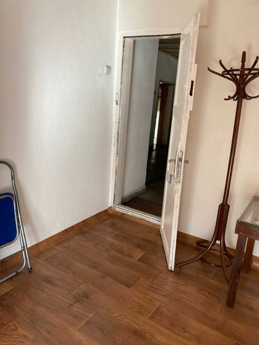 Дава се под наем Едностаен апартамент в Варна, Левски - 16 кв.м за 153 € - Снимка #2