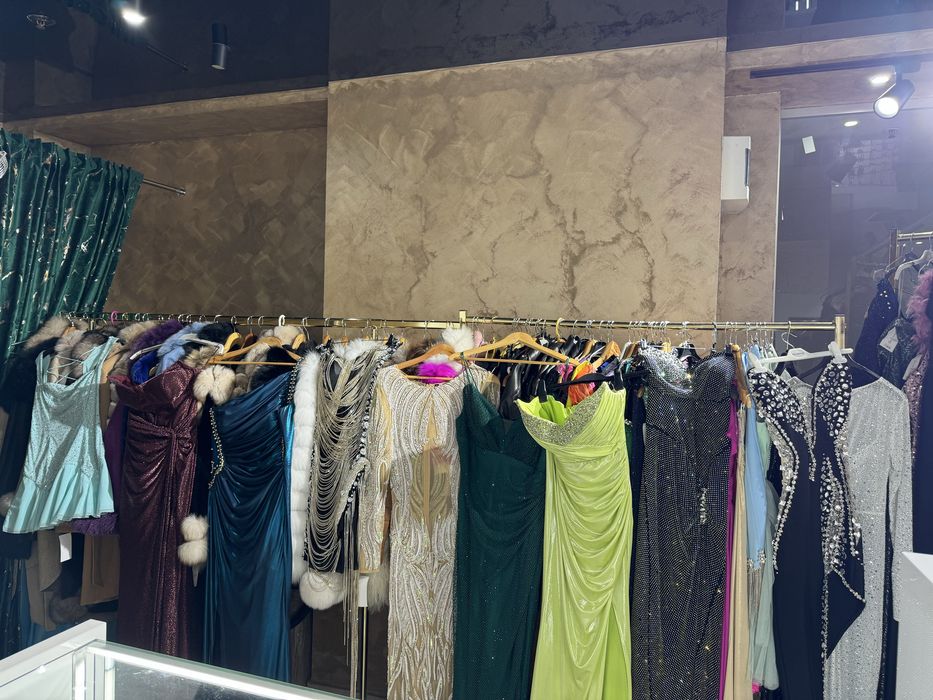 Rochii de inchiriat de la 150 lei