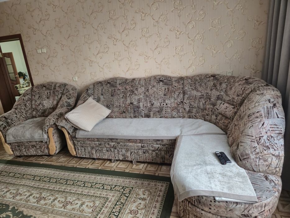 Угловой диван с креслом