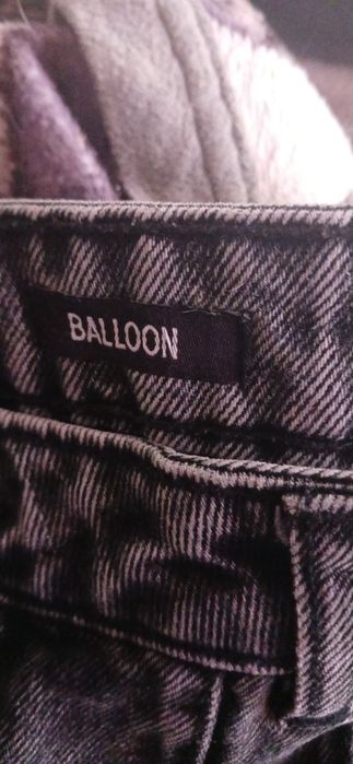 Джинсы зара продам